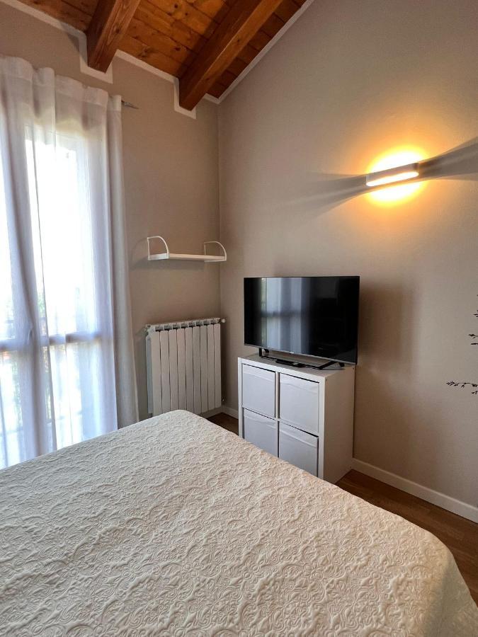 Appartamento Corina ซีร์มิโอเน ภายนอก รูปภาพ